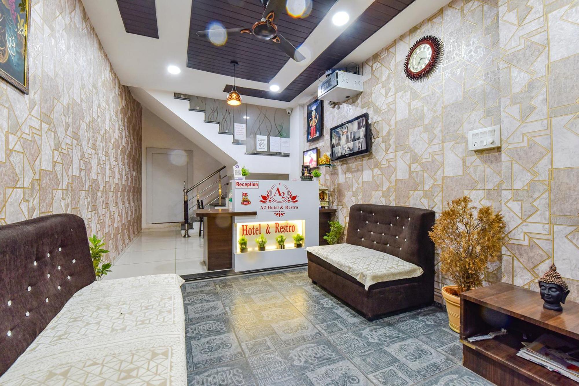 Fabexpress A2 And Restro Hotel อินดอร์ ภายนอก รูปภาพ